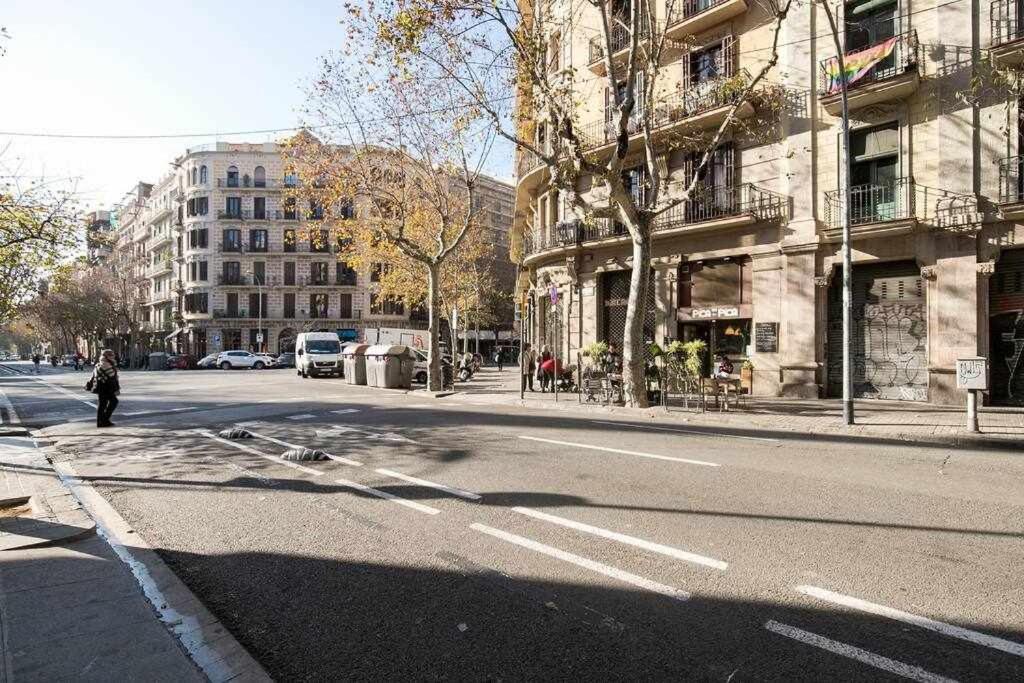 Consell Cent Apartment I 3 Dormitorios Eixample — Fotos 1